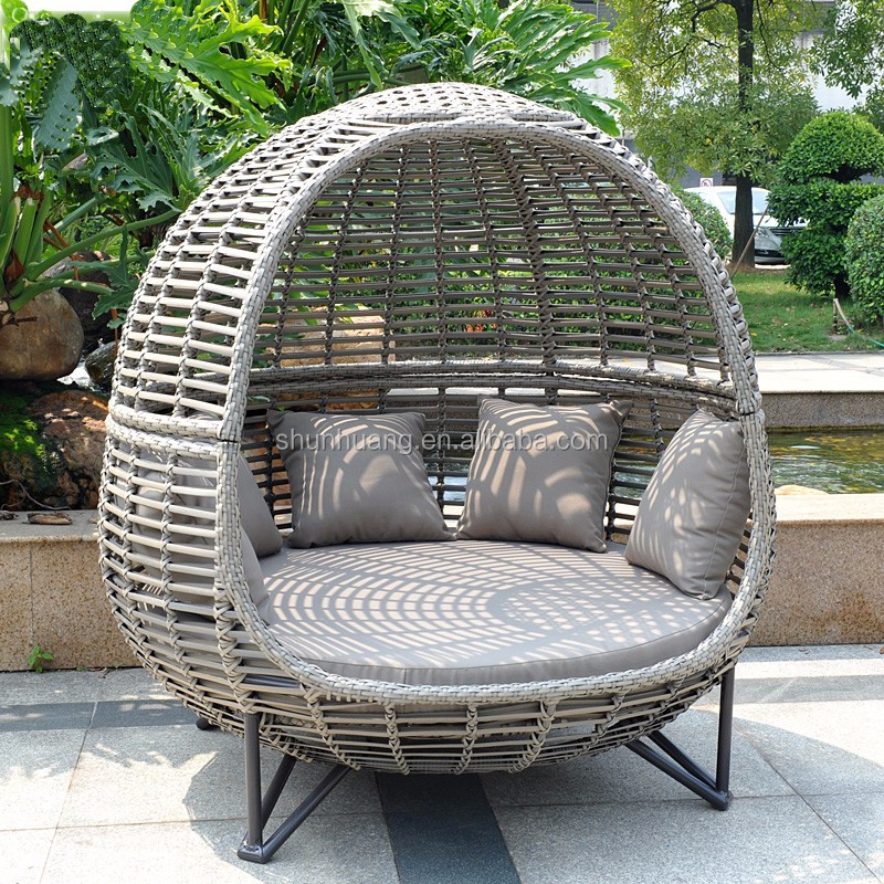 Outdoor Daybed Furniture - سرير نهاري خارجي بتصميم نورديك مع