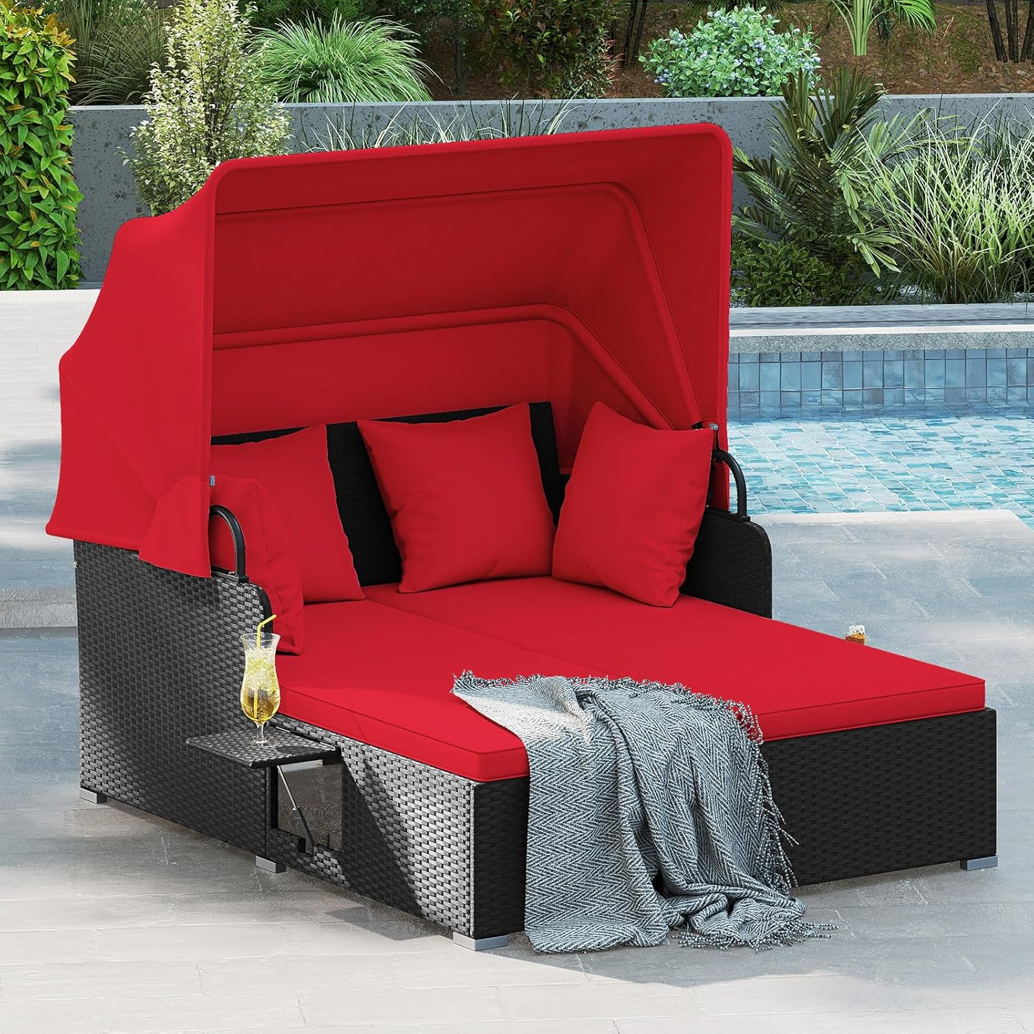 سرير نهاري خارجي من الروطان لش - مراجعة Outdoor Daybed Furniture وسعره